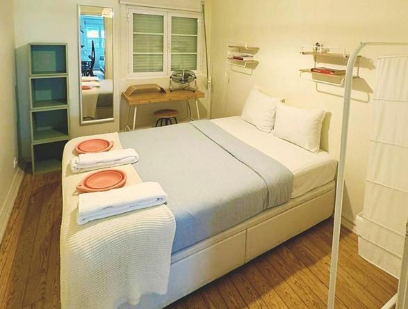 Majesticlara Bed & Breakfast *